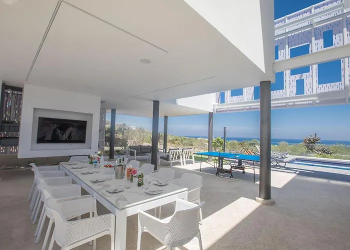 Prcv614, Luxury 6bdr With Pool And Panoramic Sea Views *